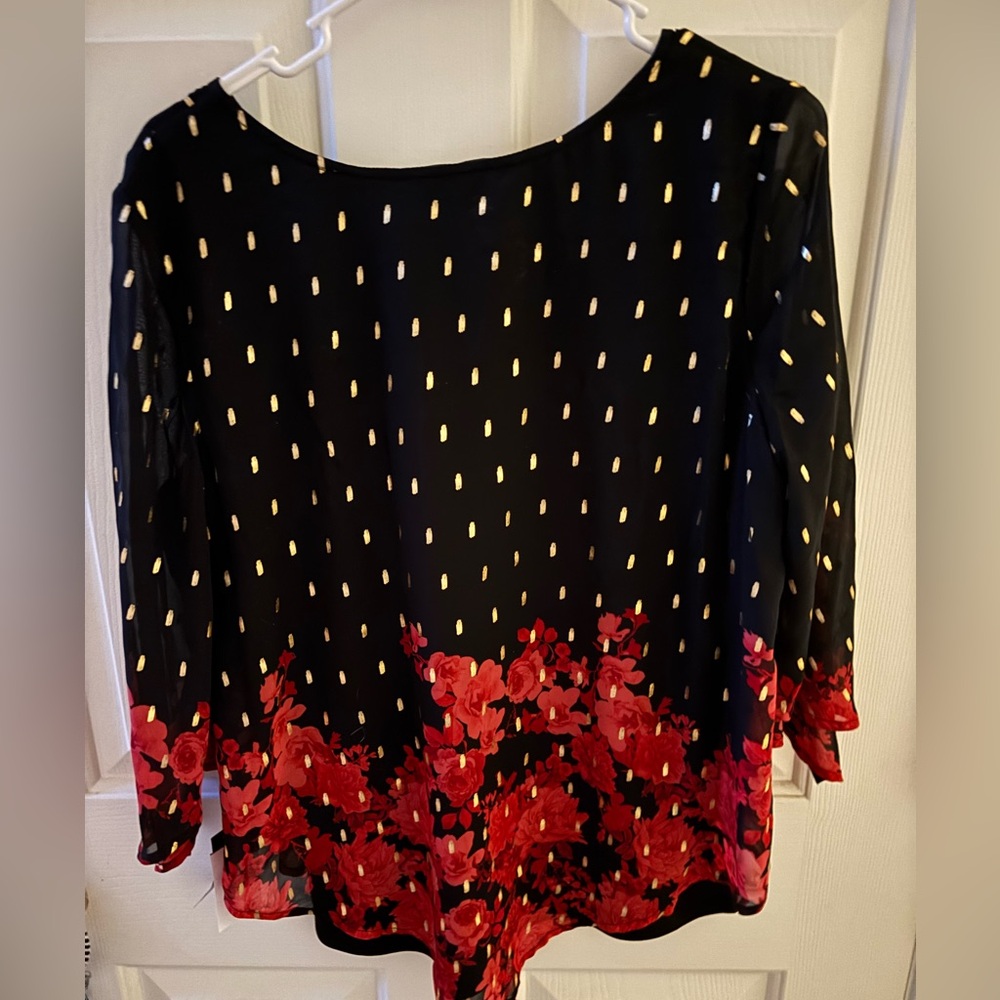 NWT Sara Michelle Black Floral Blouse